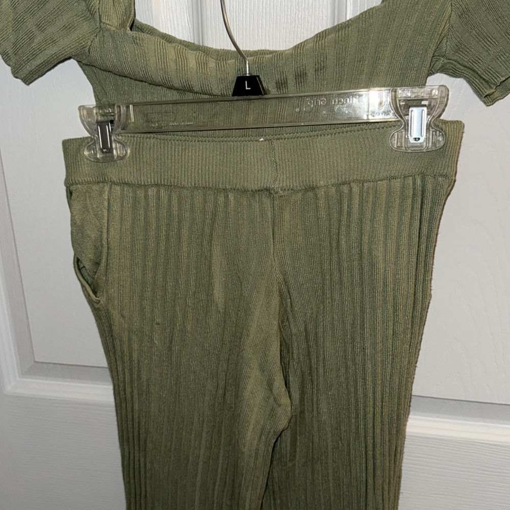 Princess Polly Green Ribbed Set - Picture 3 of 4